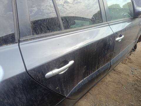 Puerta Trasera Derecha Renault Koleos PRIVILEGE 173CV 127KW