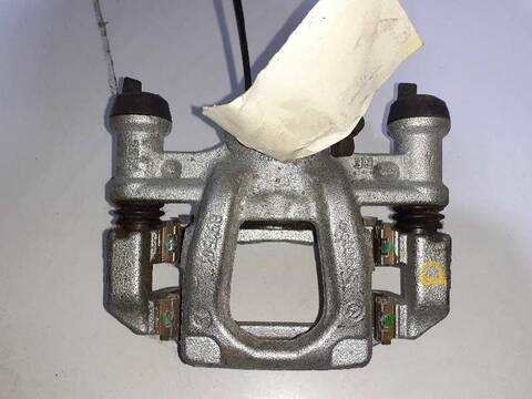 Foto 3ª: Pinza Freno Trasera Derecho Mercedes Clase V 200 136CV 100KW (2014)