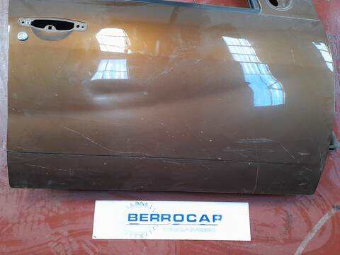 Foto 2ª: Puerta Delantera Derecha Dacia Duster 1.5 DCI 4X4 HSMC HSMD) 110CV 81KW [K9K 858,K9K 898] (2012)