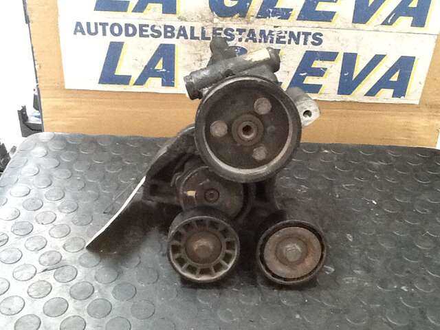 Bomba de Direccion Iveco Daily 2.3 HPT 2006 0CV
