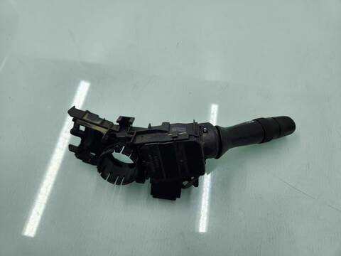 Foto 3ª: Mando Luces Toyota Hilux CABINA DOBLE VX 4X4 171CV 126KW [1KD] (2014)