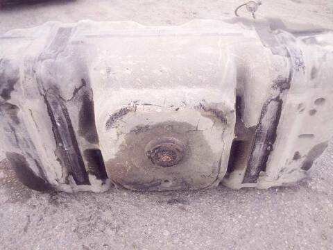 Foto 3ª: Deposito de Combustible Nissan Atleon TK56.35/3 120CV [BD30TI] (2004)