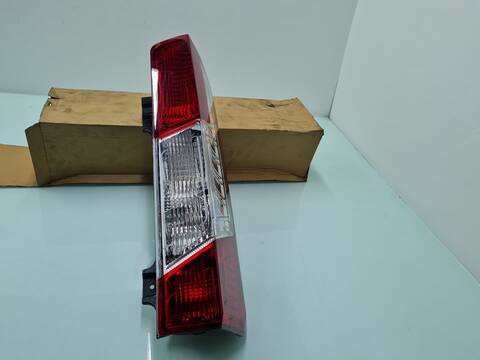 Piloto Trasero Derecho Ford Transit DIESEL