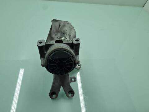 Foto 3ª: Soporte Motor Audi A5 2.0 TDI 105KW) 143CV [CJC] (2012)