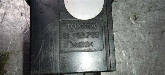 Mando Multifuncion Toyota Avensis 2.2 D-4D EXECUTIVE BERLINA (5-PTAS.) [2.2 LTR. - 110 KW D-4D CAT]