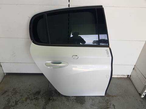 Puerta Trasera Derecha Peugeot 208 ALLURE 101CV 74KW