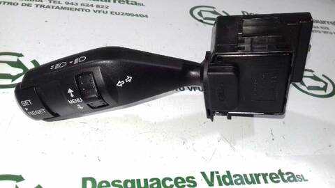 Mando Multifuncion Ford Focus TREND BERLINA 115CV 85KW