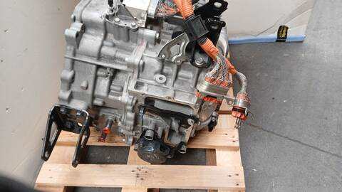 Foto 2ª: Caja Cambios Automatica Toyota Auris HYBRID ACTIVE 99CV 73KW AUT. [2ZRFXE] (2017)