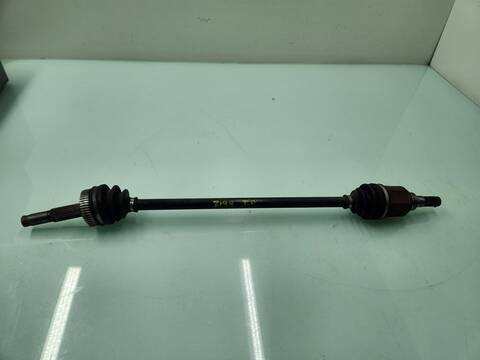 Transmision Trasera Derecha Nissan Qashqai ACENTA 4X4 141CV 104KW