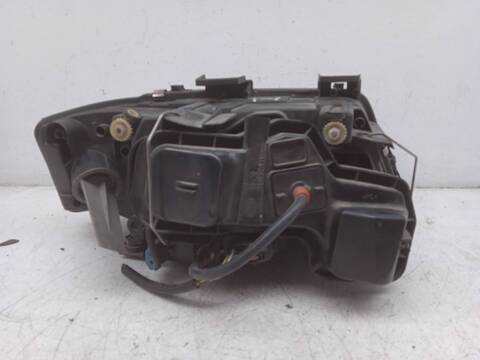 Foto 2ª: Faro Izquierdo Audi A6 2.5 V6 24V TDI AVANT 150CV 110KW (2000)