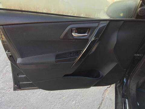 Foto 4ª: Tapizados Cartoneras Toyota Auris 1.8 16V HIBRIDO) 99CV 73KW [2ZR] (2016)