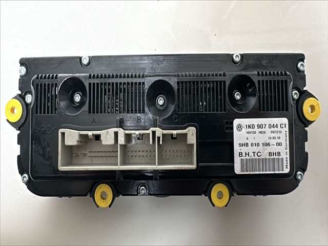 Foto 2ª: Mando Calefacción A. A. Volkswagen Touran 1.9 TDI [BLS] (2010)