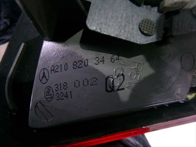 Foto 3ª: Piloto Trasero Derecho Mercedes Clase E 270 2.7 CDI W210,1999-2002 [612961] (2001)