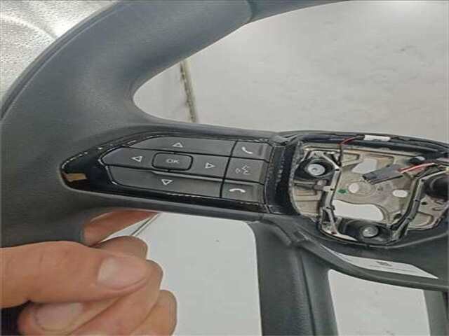 Foto 3ª: Volante Fiat Ducato 2.2 140 L2 PRITSCHE RS 3450 MM [2.2 LTR. - 103 KW TURBODIESEL MULTIJET]