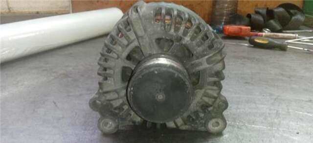Foto 3ª: Alternador Audi A4 2.0 TDI 16V (103KW) [2.0 LTR. - 103 KW TDI] [BRE]