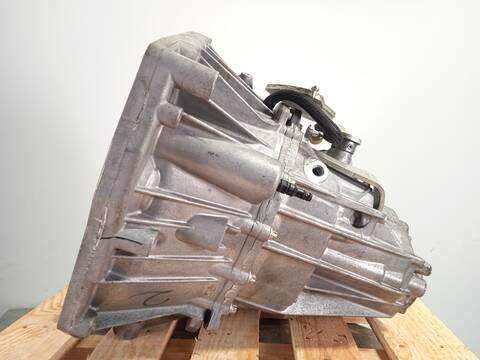 Foto 2ª: Caja Cambios Renault Captur 1.2 TCE J5AU) 132CV 97KW (2018)