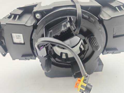 Foto 3ª: Mando Multifuncion Ford Puma 1.0 ECOBOOST MHEV 125CV 92KW [B7JA,B7JB] (2024)