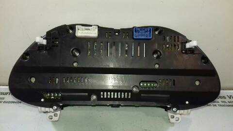 Foto 2ª: Cuadro de Instrumentos Toyota Avensis 2.2 D-4D CAT BERLINA 150CV 110KW [2AD] (2005)