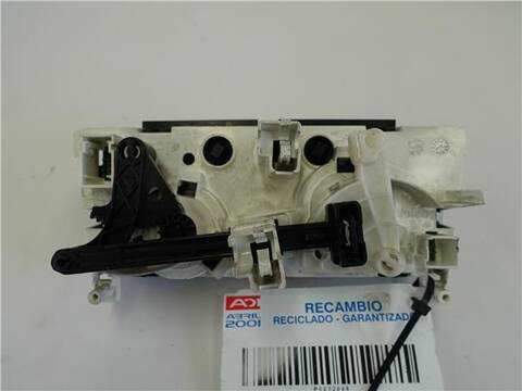 Foto 2ª: Mando Climatizador Peugeot 308 1.6 ENVY 111CV 82KW [9HR O 9H05] (2011)