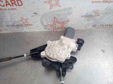 Foto 4ª: Elevalunas Eléctrico Delantero Izquierdo Ford Focus TITANIUM 116CV 85KW [T1DA] (2012)