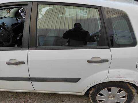 Puerta Trasera Izquierda Ford Fiesta A9JA
