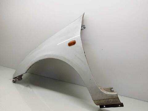 Foto 3ª: Aleta Delantera Izquierda Renault Clio 65CV 48KW (2000)