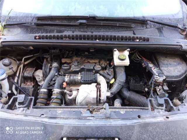 Foto 3ª: Paragolpes Delantero Peugeot 5008 1.6 ACCESS [1.6 LTR. - 82 KW HDI FAP] [9HD]