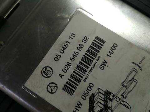 Foto 2ª: Caja Reles Fusibles Mercedes Clase S 220 400 CDI 220.028) BERLINA 250CV 184KW [OM628960] (2000)