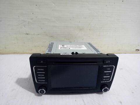 Foto 2ª: Pantalla Multifuncion Skoda Yeti ACTIVE 105CV [CBZB] (2009)