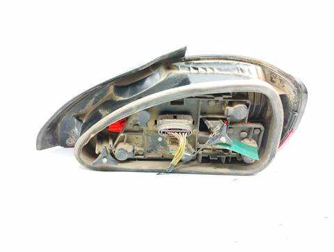 Foto 3ª: Piloto Trasero Izquierdo Peugeot 306 BOULEBARD BERLINA 90CV 66KW [RHY] (2001)