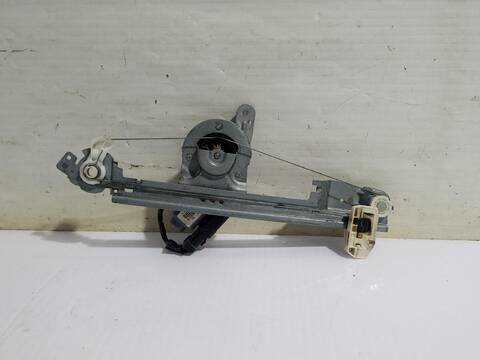 Foto 2ª: Elevalunas Manual Trasero Izquierdo Renault Scenic GRAND CONFORT DYNAMIQUE 131CV [F9Q818] (2003)