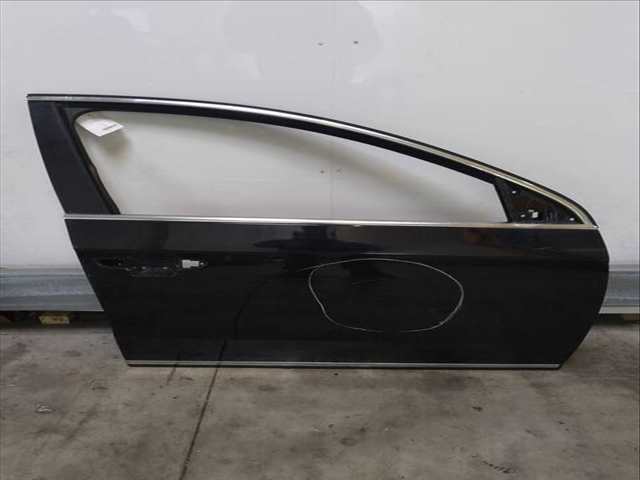 Puerta Delantera Derecha Volkswagen Passat 140 CV 103KW