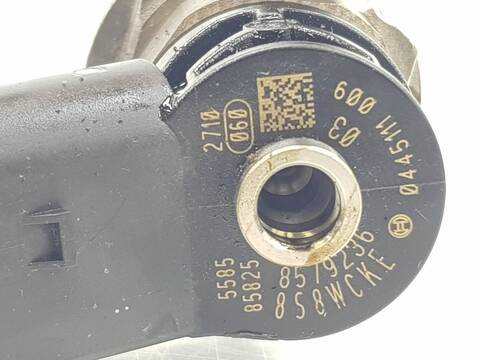 Foto 2ª: Inyectores Bmw X2 2.0 16V TD 190CV [B47C20B] (2017)