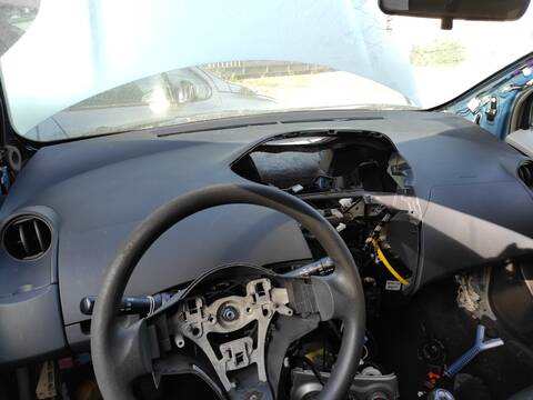 Salpicadero Toyota Yaris 1KR