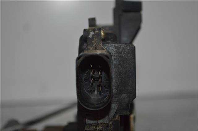 Foto 4ª: Cerradura Puerta Delantera Derecha Audi A4 1.9 TDI 2000-2004 [AWX] (2001)