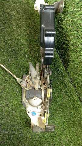 Foto 4ª: Cerradura Puerta Delantera Izquierda Toyota 4 Runner 3.0 T DIESEL (1993)