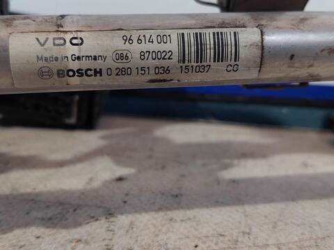 Foto 2ª: Rampa Inyectora Mercedes Clase A 140 1.4 CAT 82CV [M166940] (1997)