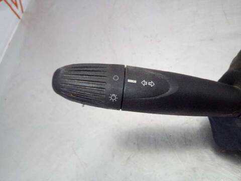 Foto 3ª: Mando Luces Fiat Punto BERLINA 80CV 59KW