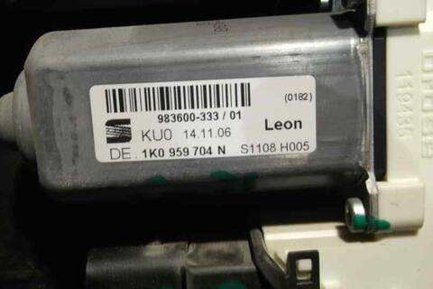 Foto 3ª: Elevalunas Manual Trasero Derecho Seat Leon COMFORT LIMITED 105CV 77KW [BXE] (2007)