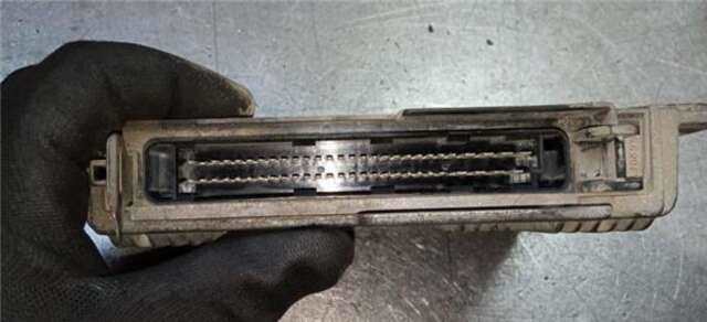 Foto 3ª: Centralita Motor ECU Renault Megane 1.6E ALIZE [1.6 LTR. - 66 KW] I CLASSIC (LA0)(1996-_) [K7M704]