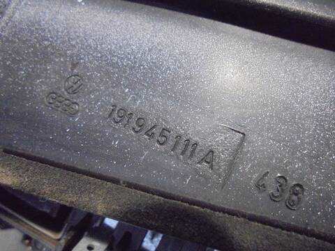 Foto 2ª: Piloto Trasero Izquierdo Volkswagen Golf 55CV 40KW (1983)
