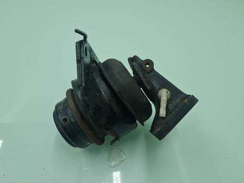 Foto 4ª: Soporte Motor Toyota Land Cruiser BASIS 190CV 140KW [1KDFTV] (2014)