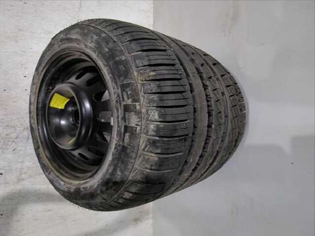 Foto 3ª: Neumatico Peugeot 407 2.0 HDI 135 6DRHRH 6DRHRE 6DRHRG 6DRHRJ) 136CV [RHR (DW10BTED4)] (2004)