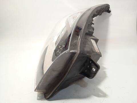 Foto 3ª: Faro Derecho Renault Trafic 2.0 DCI 145 FGML) 145CV 107KW FURGONETA [M9R710] (2021)