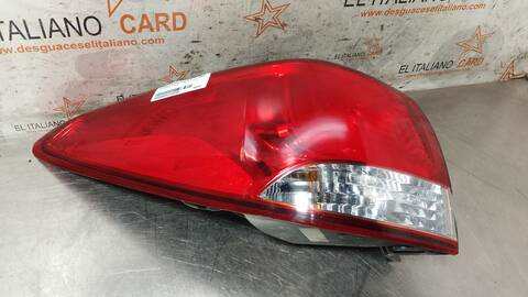 Foto 2ª: Piloto Trasero Izquierdo Kia Carens DRIVE 116CV 85KW [D4FD] (2014)