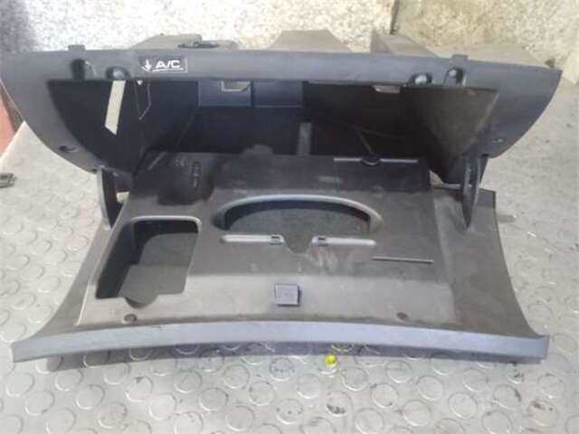 Foto 2ª: Guantera Peugeot 307 1.6 SW CLIM PLUS [1.6 LTR. - 80 KW 16V CAT (NFU - TU5JP4)] [NFU (TU5JP4)]