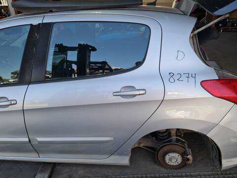 Puerta Trasera Izquierda Peugeot 308 SPORT 90CV 66KW
