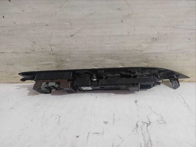 Foto 3ª: Botonera Elevalunas Toyota Rav4 2.0 MXAA52) 175CV [M20A-FKS] (2018)