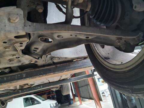 Brazo Suspension Delantero Izquierdo Volkswagen Golf ADVANCE BLUEMOTION 105CV 77KW