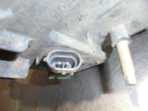 Foto 2ª: Faro Antiniebla Delantero Derecho Peugeot 407 ST CONFORT 109CV 80KW [9HZ] (2005)